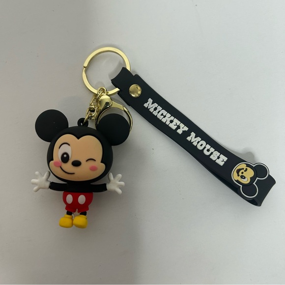 Disney Mickey Mouse 3D Rubber Keychain NEW - Picture 3 of 8